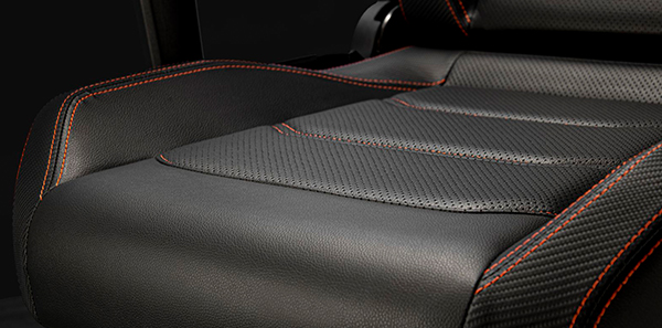 Игровое кресло Cougar ARMOR EVO M