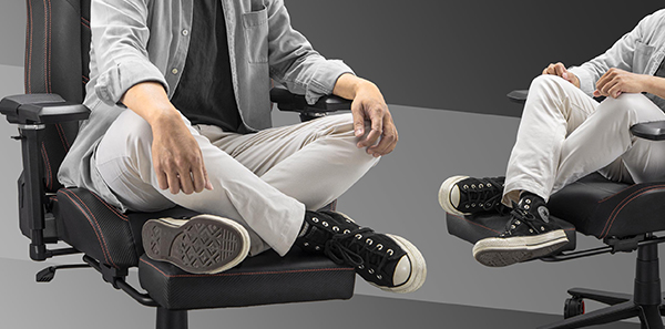 Игровое кресло Cougar ARMOR EVO M