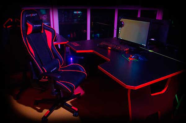 Компьютерный стол Generic Comfort Gamer2/VS/NO