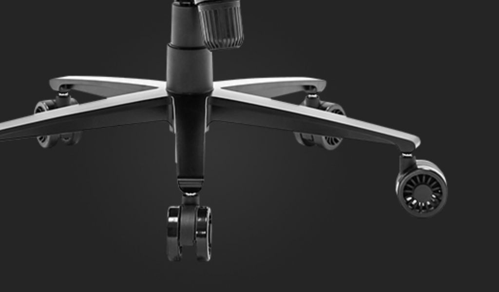 Игровое кресло ZONE 51 PREDATOR Black