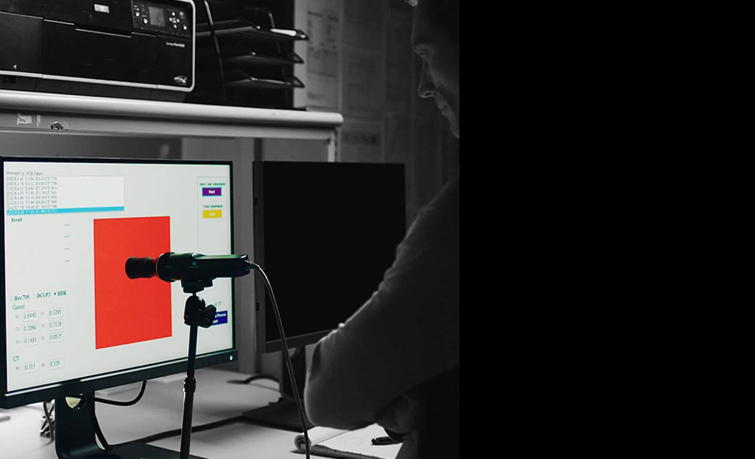 Монитор BenQ SW240