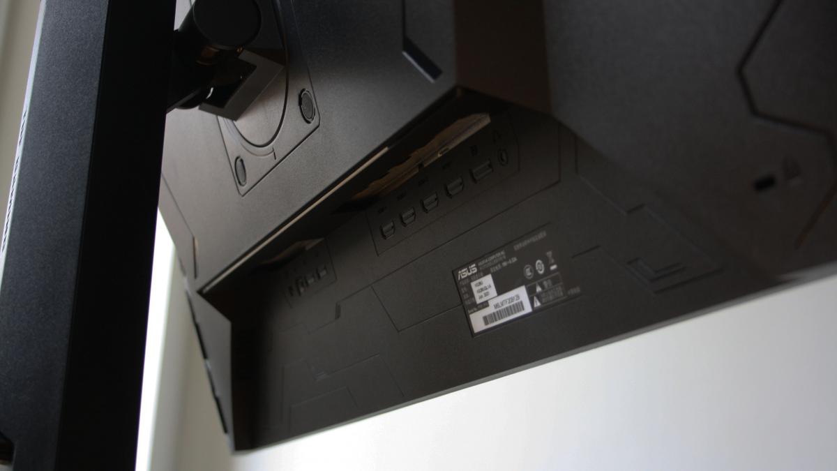 ASUS TUF GAMING VG28UQL1A