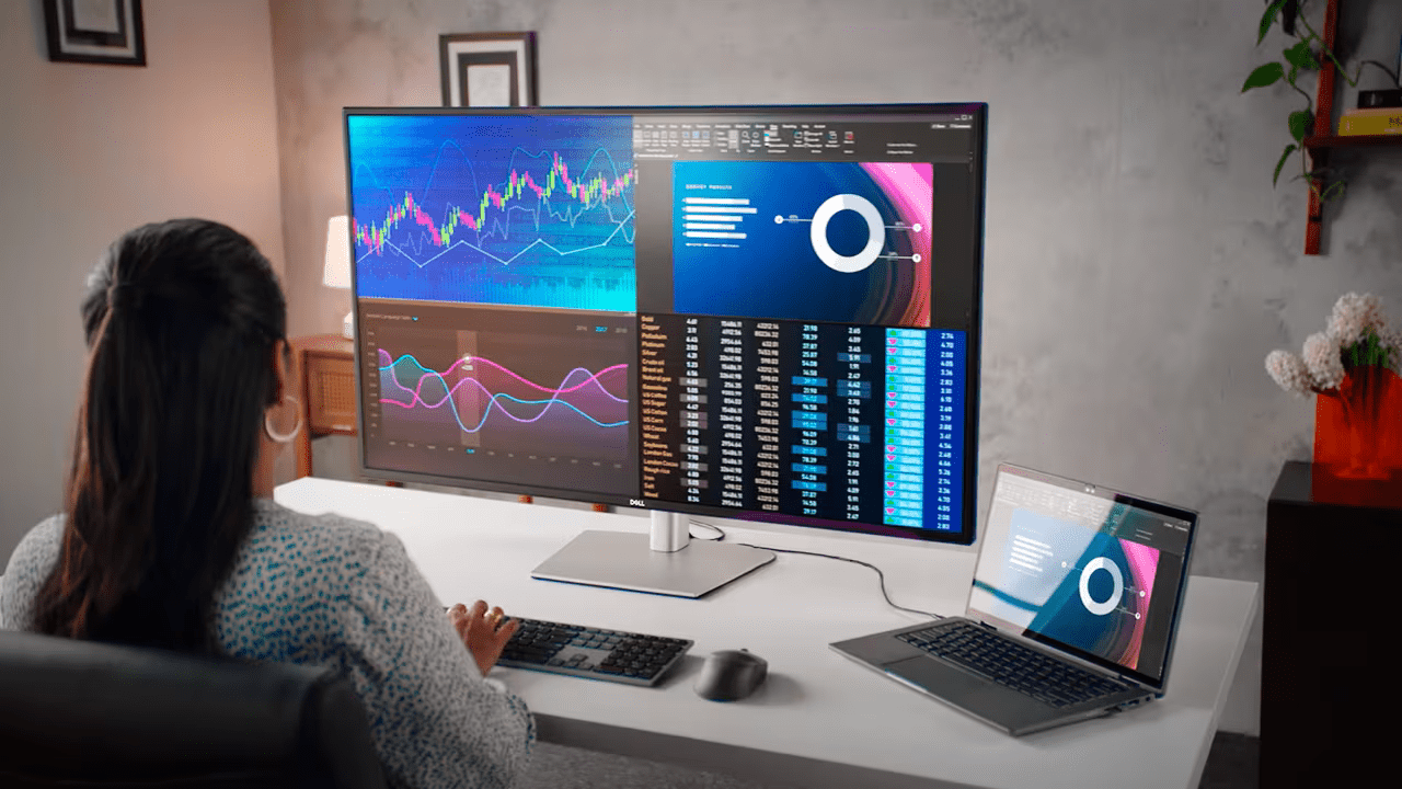 Dell UltraSharp U4323QE