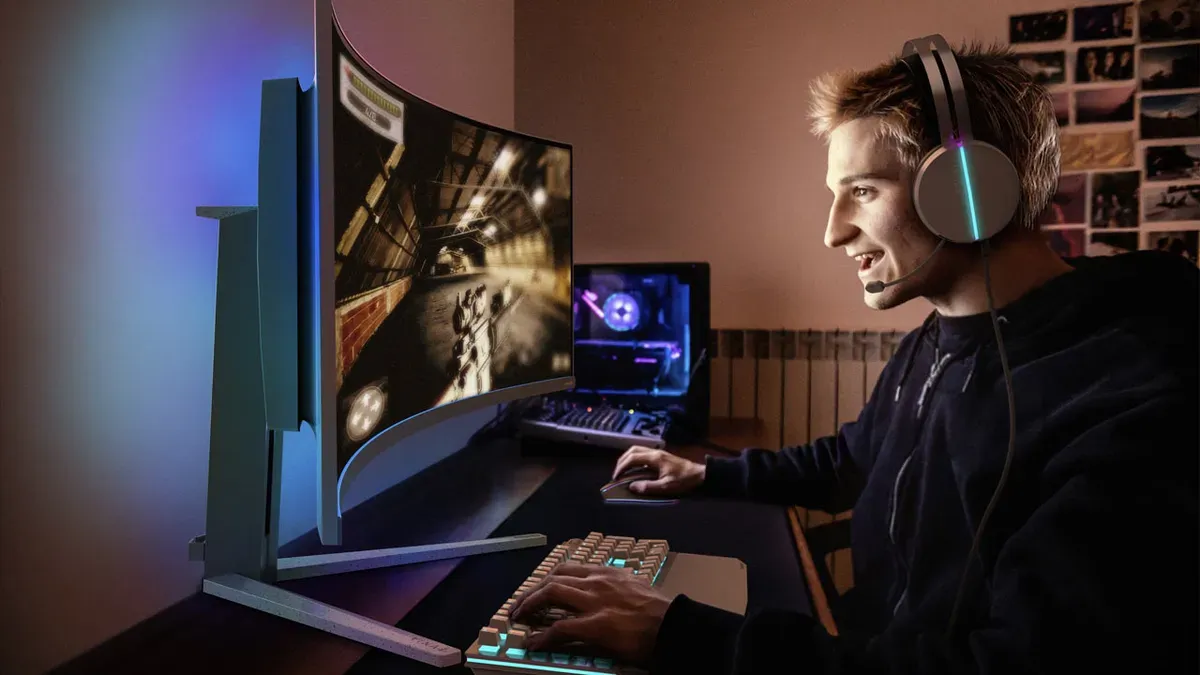 Анонс монитора Philips Evnia 49M2C8900