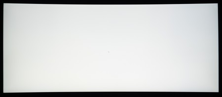 90_ravn_white.jpg