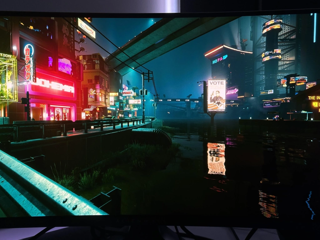 Монитор для Cyberpunk 2077
