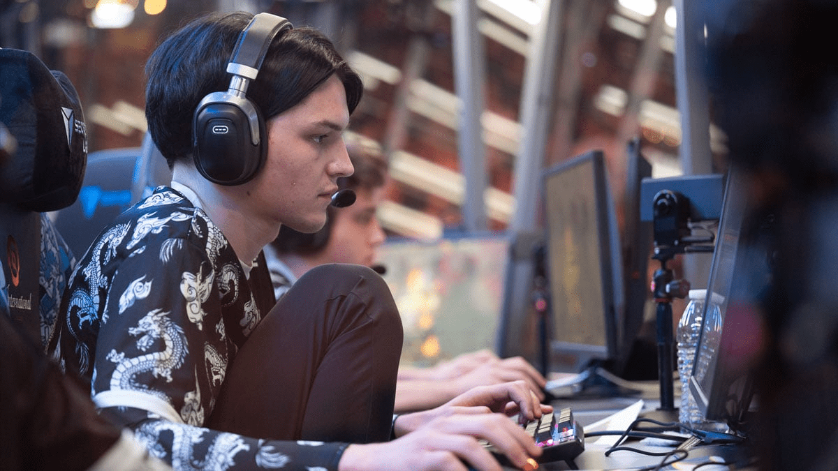 Монитор для Dota 2