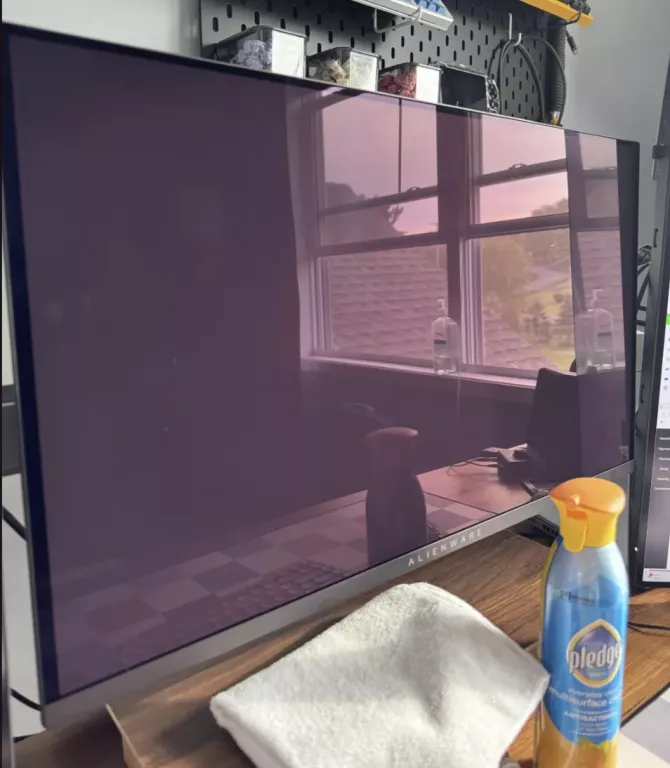 Выбор OLED монитора в начале 2025 года