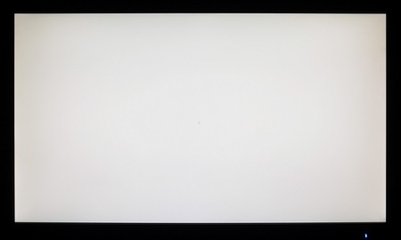 110_ravn_white.jpg