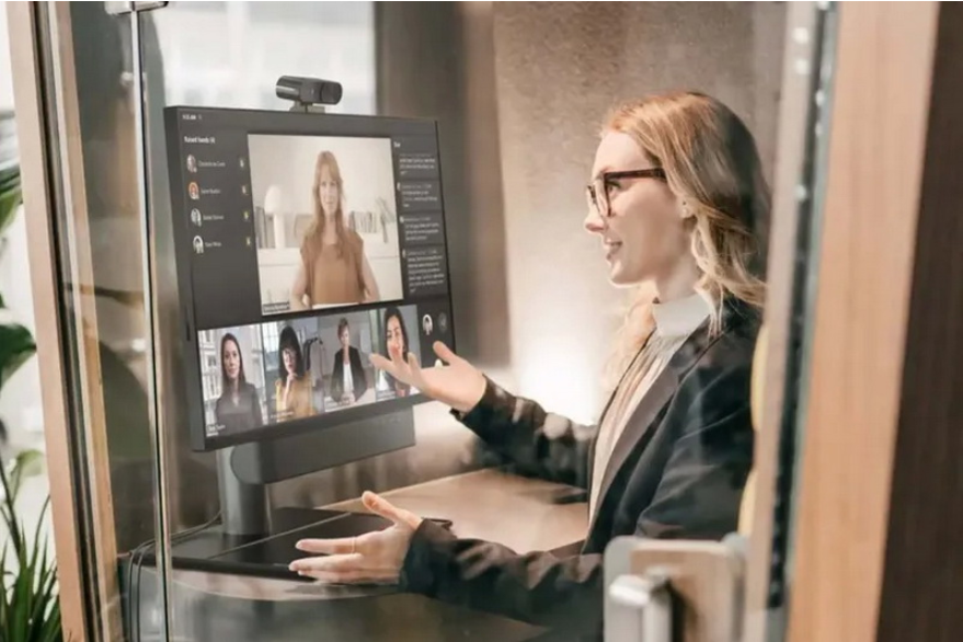 Lenovo ThinkSmart View Plus