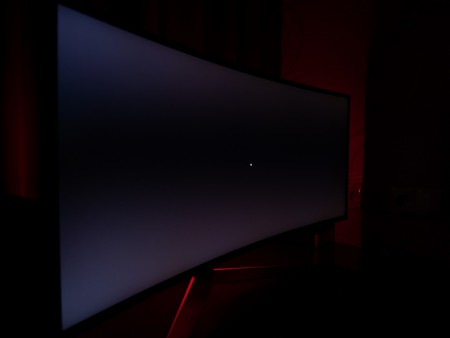 98_ravn_glowblack.jpg