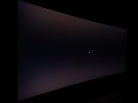 93_ravn_glowblack.jpg