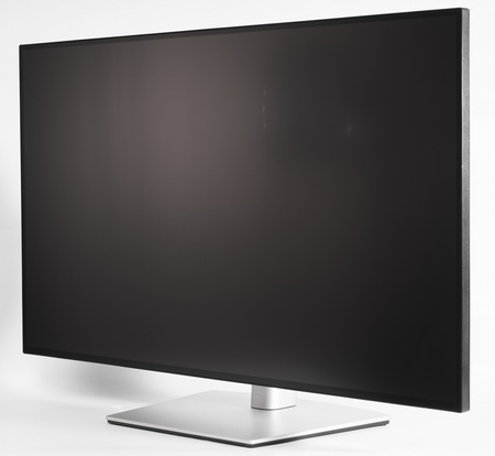 Обзор монитора Dell U3223QE