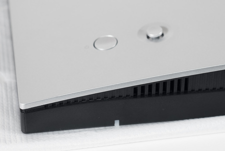 Обзор монитора Dell U3223QE