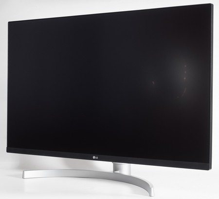 Обзор монитора LG 32UN650-W