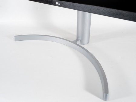 Обзор монитора LG 32UN650-W